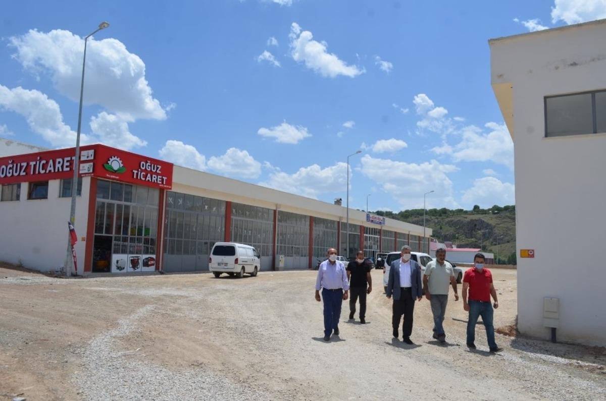 Başkan &Ouml;zkan Altun sanayi sitesinde incelemede bulundu