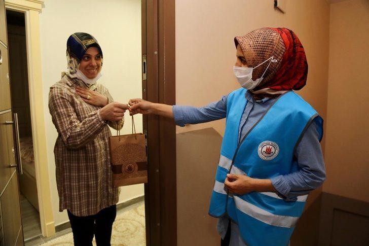 Kağıthane’de sınavlar öncesi öğrencilere motivasyon hediyesi G4