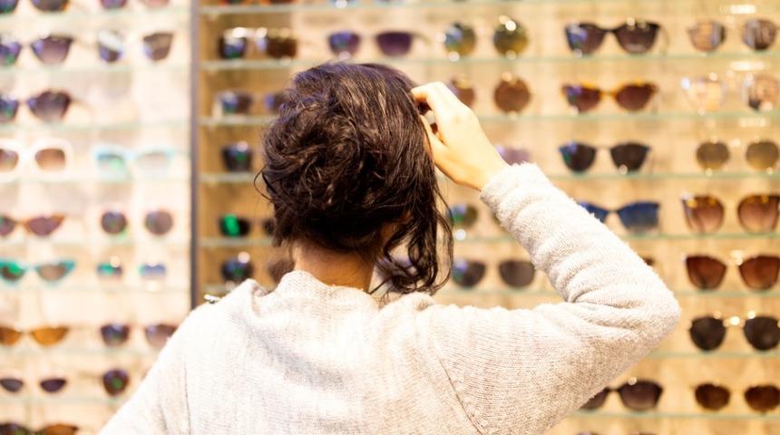 Bu kriterlere bakmadan sakın güneş gözlüğü almayın! Paranız çöpe gidebilir...