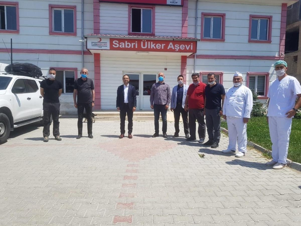 Kaymakam Aslan&rsquo;dan T&uuml;rk Kızılayına anlamlı ziyaret
