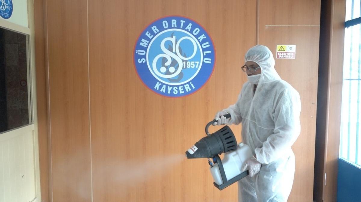 Başkan B&uuml;y&uuml;kkılı&ccedil;, "LGS, gen&ccedil;lerimizin d&ouml;n&uuml;m noktalarından bir tanesi"