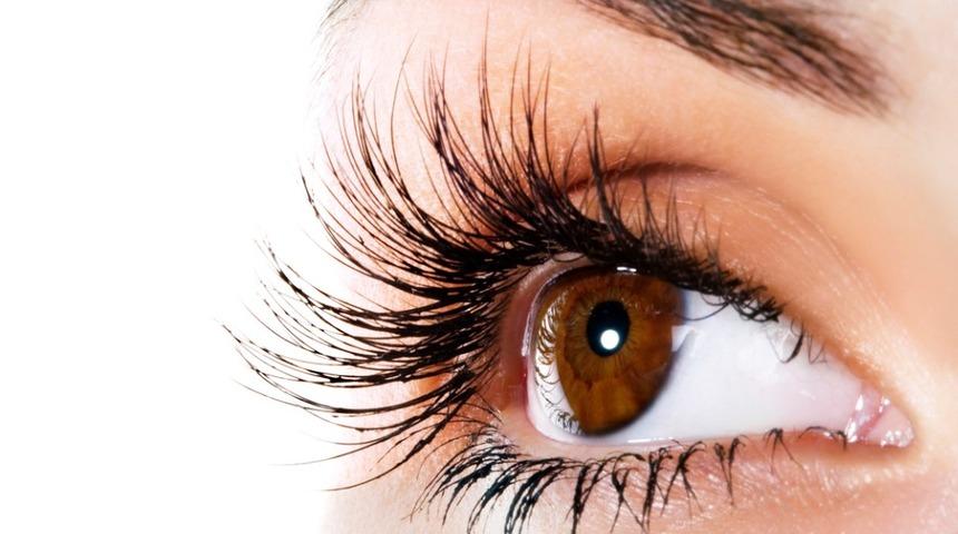 3 g&uuml;nde kaş ve kirpik uzatmak artık &ccedil;ok kolay! Sadece 6 adımda...
