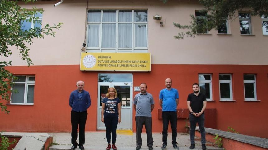 Oltu Kız Anadolu İmamhatip Lisesi ‘Proje Okulu’ oldu