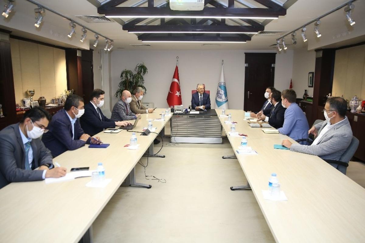 Başkan B&uuml;y&uuml;kkılı&ccedil; Macaristan&rsquo;dan gelen heyet ile buluştu