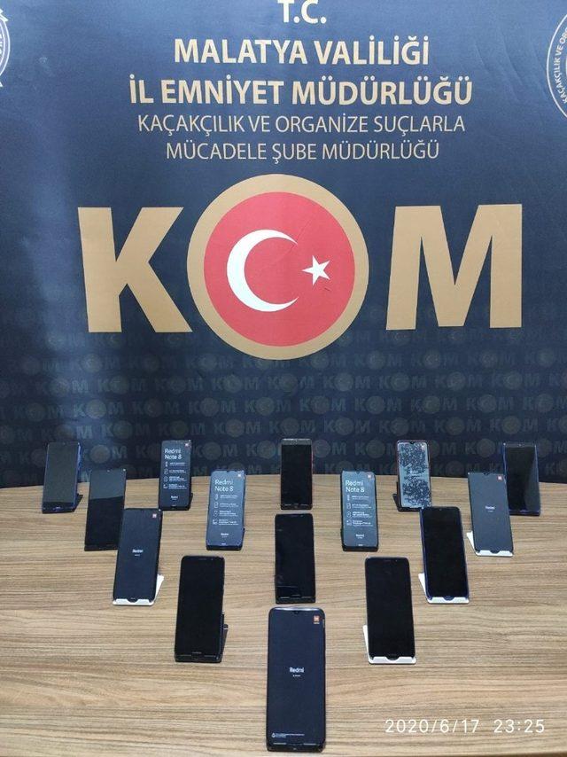 Malatya’da 15 adet kaçak telefon yakalandı