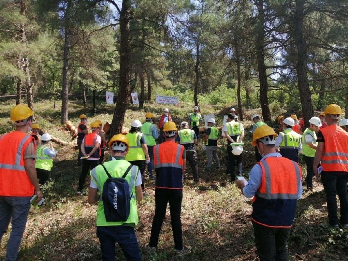 &Ccedil;i&ccedil;eği burnunda ormancılara kaliteli &uuml;retim eğitimi verildi