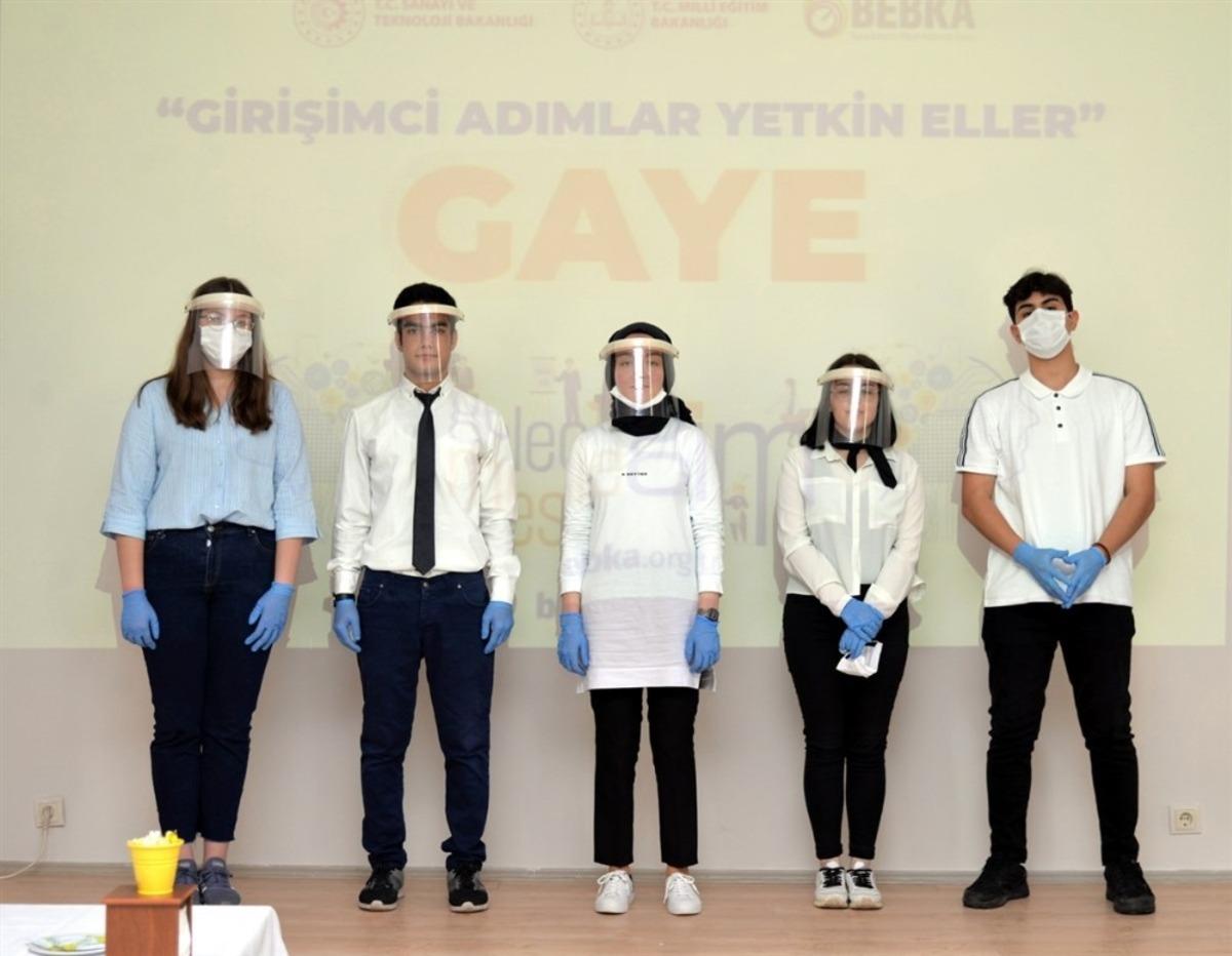 &rsquo;&rsquo;Girişimci Adımlar Yetkin Eller&rsquo;&rsquo; projesi &ouml;d&uuml;l t&ouml;reni