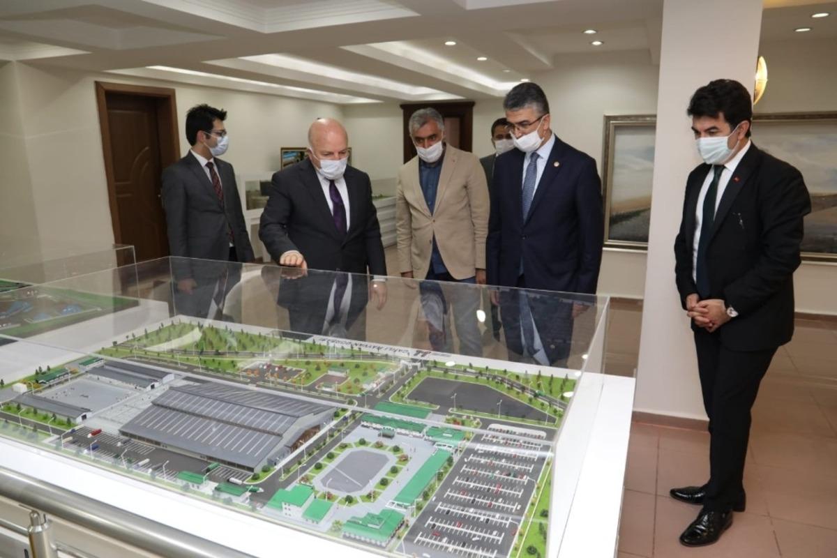 MHP Genel Başkan Yardımcısı Prof. Dr. Aydın&rsquo;dan hizmet teşekk&uuml;r&uuml;