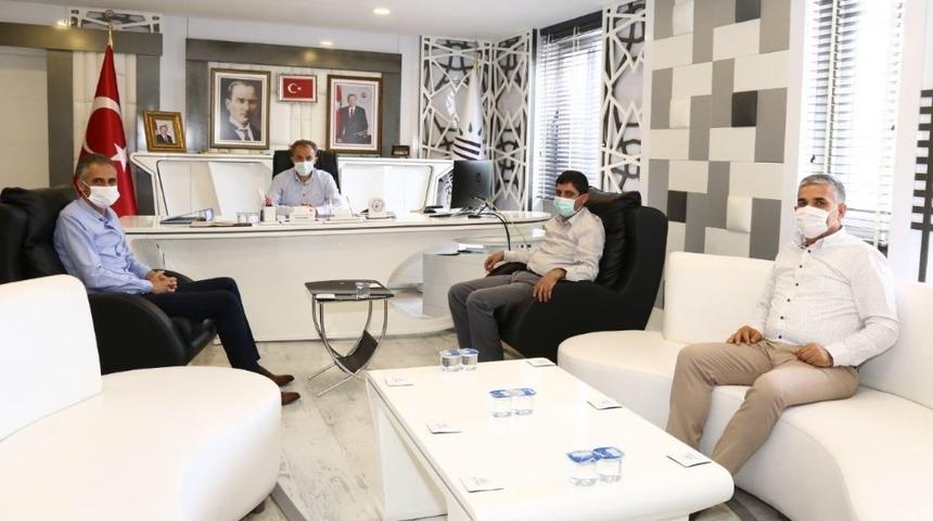 Aslan ve g&uuml;nl&uuml;k gazete sahipleri Kılın&ccedil;&rsquo;ı ziyaret etti