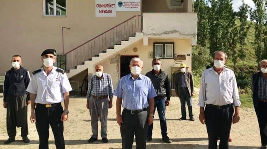 Fotoğraf sosyal mesafeli, ziyaret sıcak ve samimi