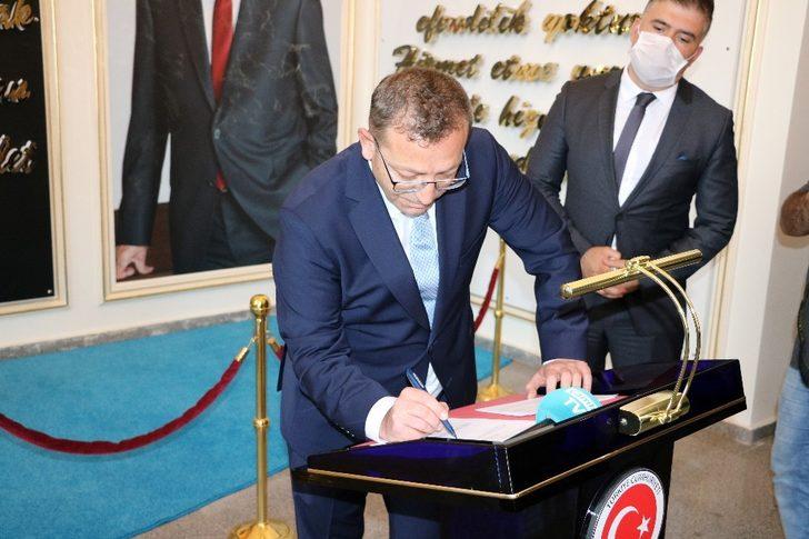 Yozgat Valisi Polat, göreve başladı G4