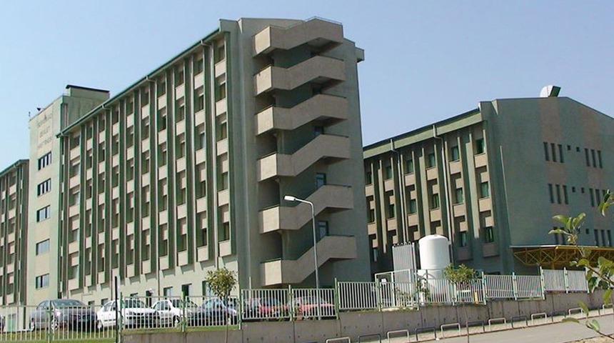 Denizli'de korkun&ccedil; olay! Kolonya i&ccedil;erek intihara kalkıştı, kaldırıldığı hastanenin penceresinden atlayarak hayatını kaybetti