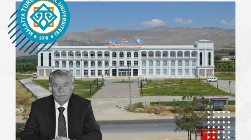 Rekt&ouml;r Karabulut&rsquo;tan, Vahap K&uuml;&ccedil;&uuml;k i&ccedil;in taziye mesajı