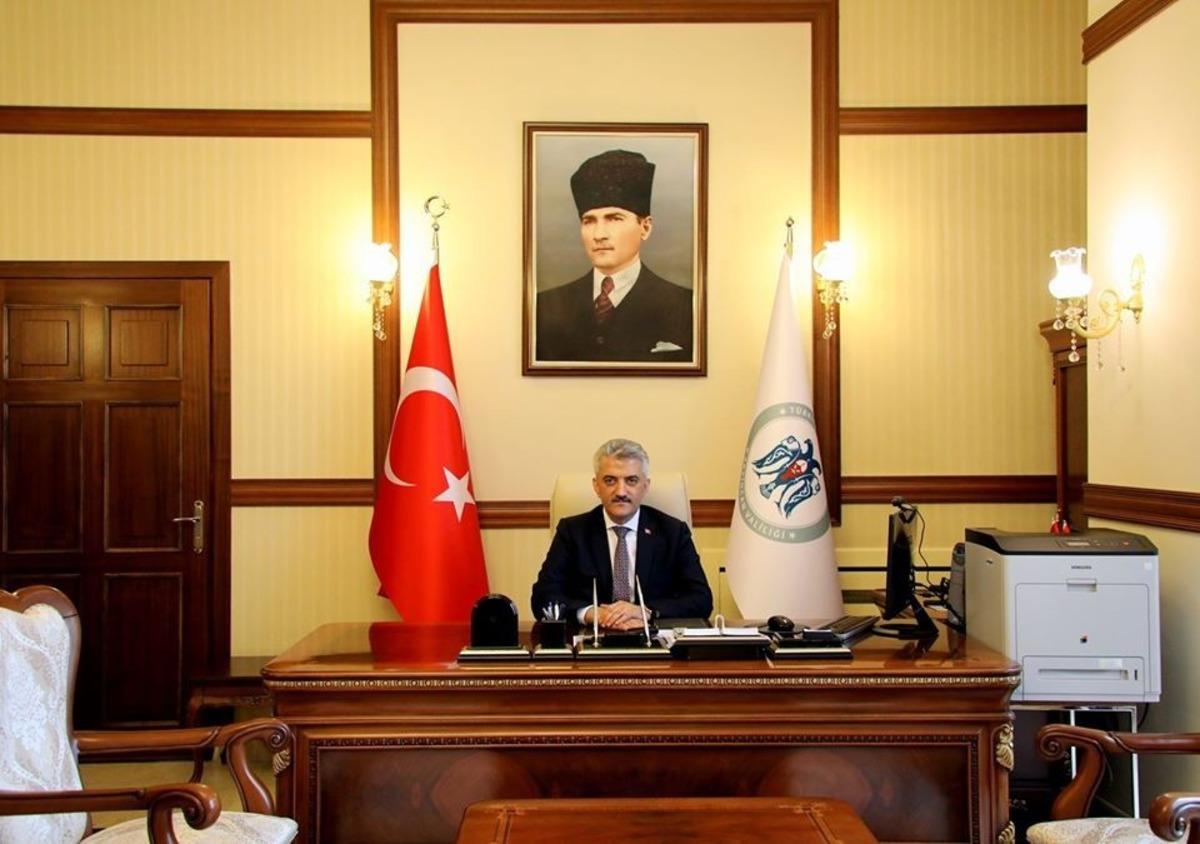 Erzincan Valisi Mehmet Makas g&ouml;reve başladı