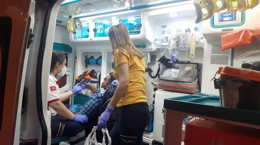 Motosiklet devrildi: 1 yaralı