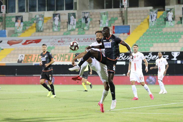 Antalyaspor'u 4-0 yenen Alanyaspor kupada finale yükseldi G1
