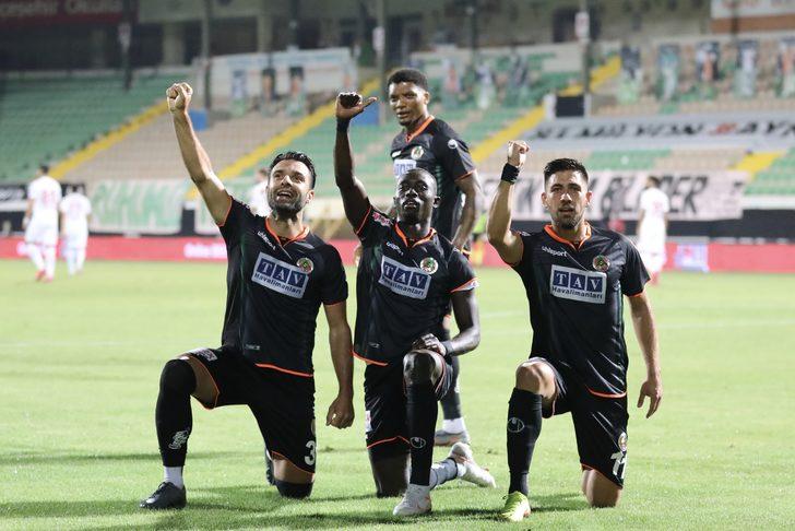 Antalyaspor'u 4-0 yenen Alanyaspor kupada finale yükseldi G2