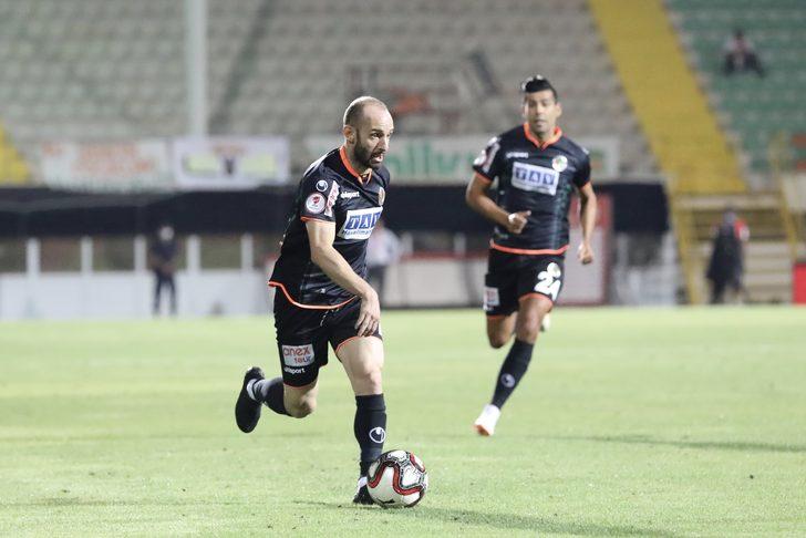 Antalyaspor'u 4-0 yenen Alanyaspor kupada finale yükseldi G5