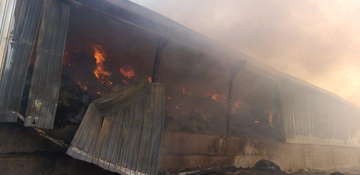 Aksaray’da yem fabrikası ve yonca deposunda yangın! Söndürülemiyor G1