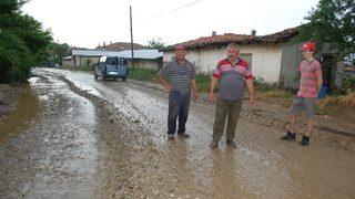 Malkara’da dere taştı, yollar bataklığa döndü