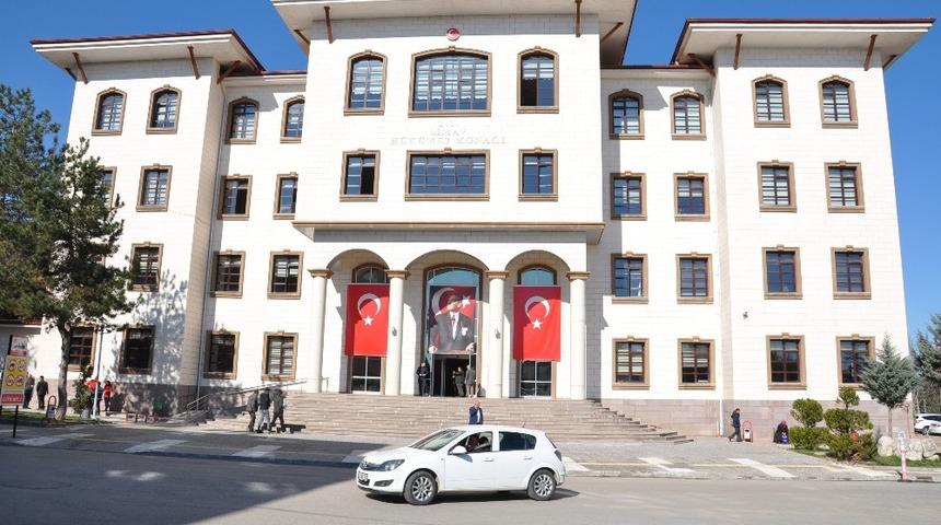 H&uuml;k&uuml;met Konağı&rsquo;nda karantina uygulaması