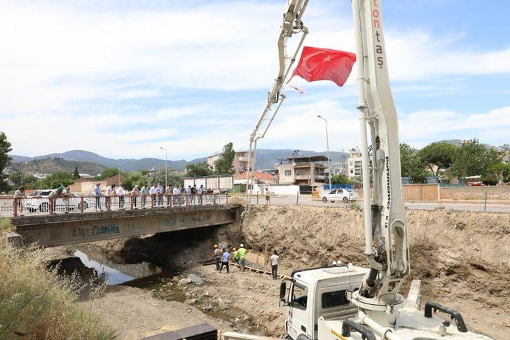 Söke Çayı Islahı’nda ilk beton atma işlemi gerçekleşti G1