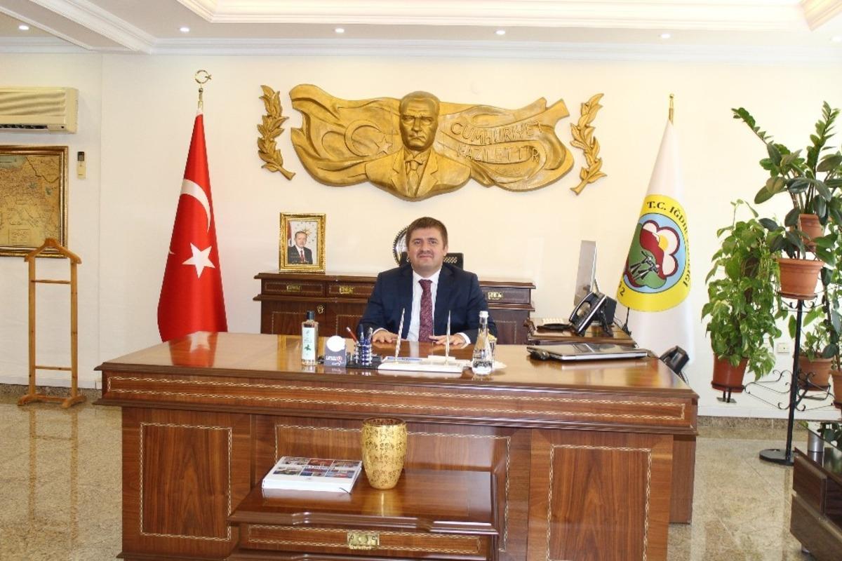 Iğdır Valisi H&uuml;seyin Engin Sarıibrahim g&ouml;revine başladı