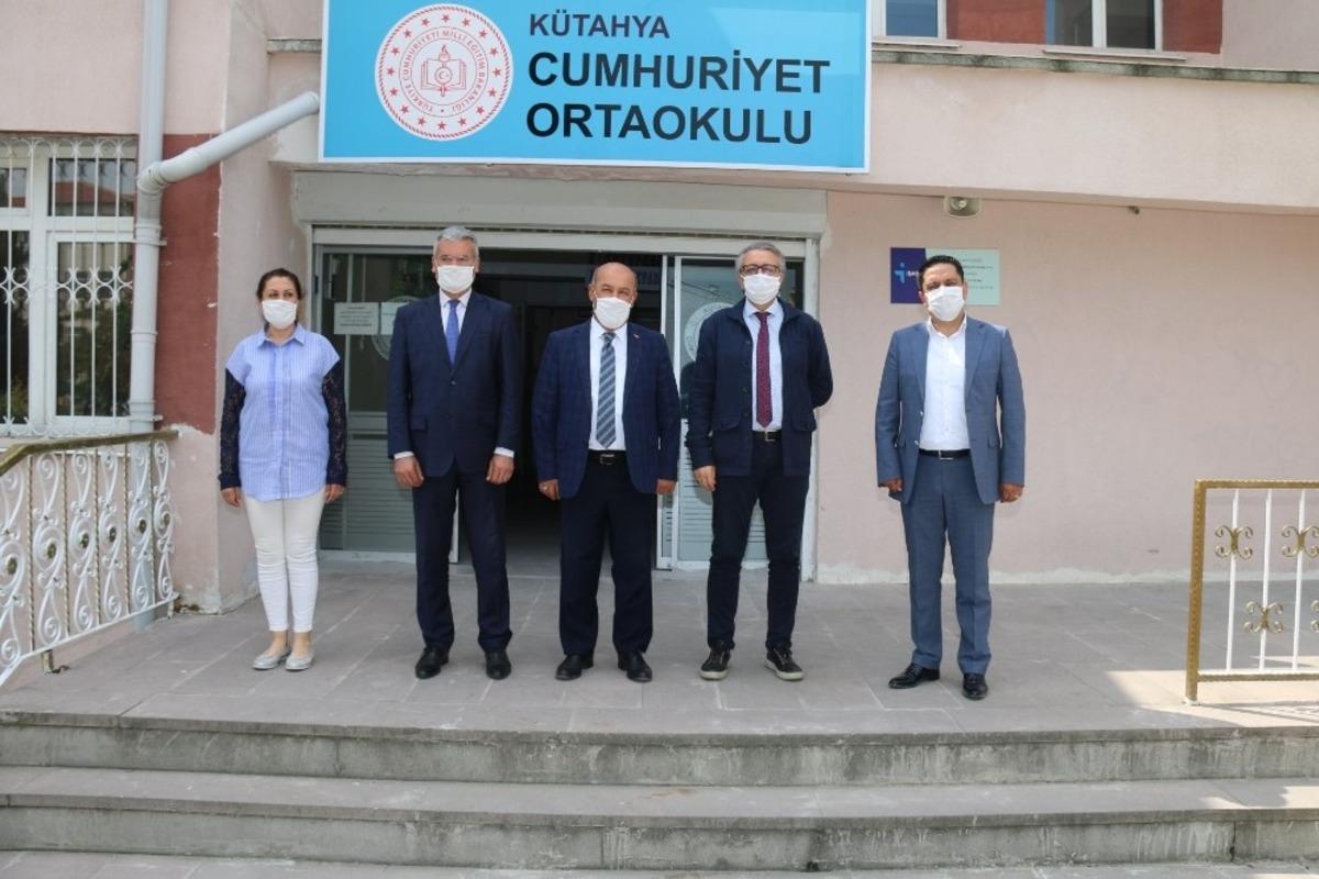 Daire Başkanı Başbekleyen&rsquo;in K&uuml;tahya&rsquo;da okul ziyaretleri