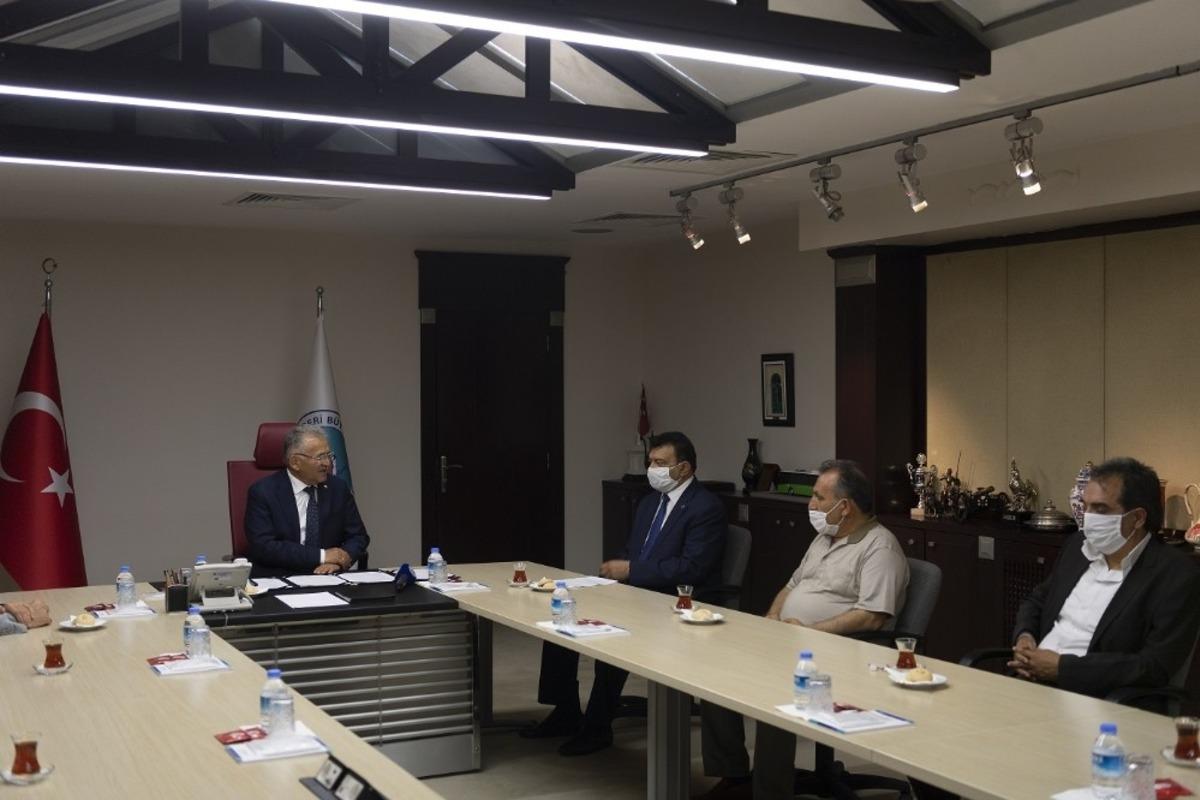 Başkan B&uuml;y&uuml;kkılı&ccedil;, lokantacılar ve pastacılarla protokol imzaladı