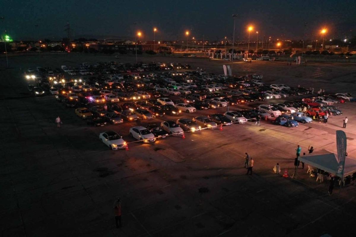 Kartepe&rsquo;de arabada sinemaya yoğun ilgi