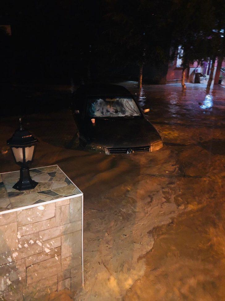 GÜNCELLEME - Kozaklı'da sağanak sele neden oldu G2