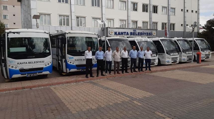 Kahta Belediyesi&rsquo;nden &ouml;ğrencilere &uuml;cretsiz ulaşım desteği