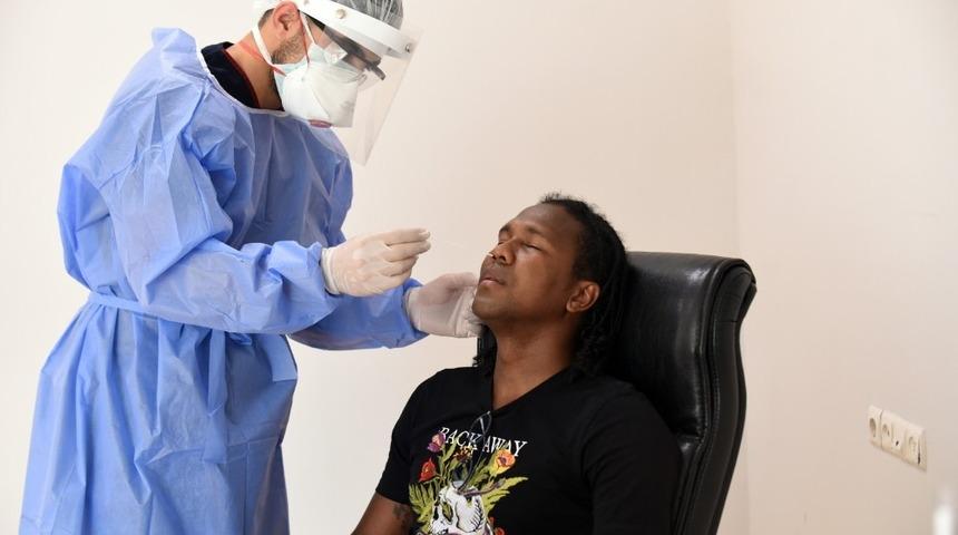 Denizlispor&rsquo;da Beşiktaş ma&ccedil;ı &ouml;ncesi korona vir&uuml;s testleri negatif