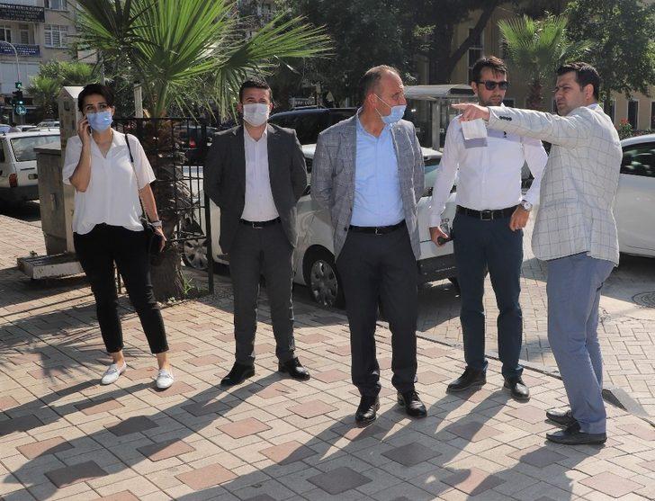 Başkan Akın da kıyafetlerini bağışladı G4