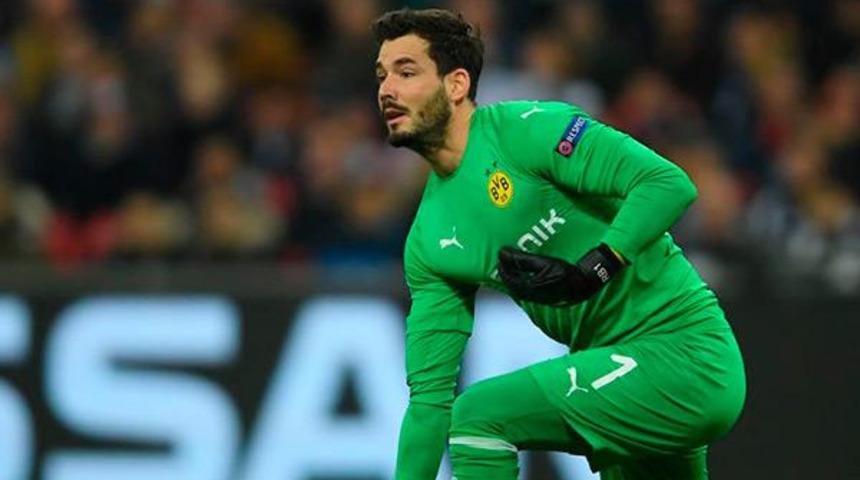 Borussia Dortmund'da kaleci Roman Bürki'nin sözleşmesi uzatıldı