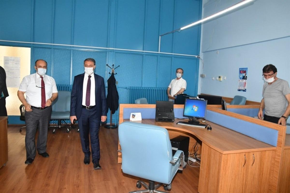 Vali Hasan Şıldak, personeli ile tanıştı