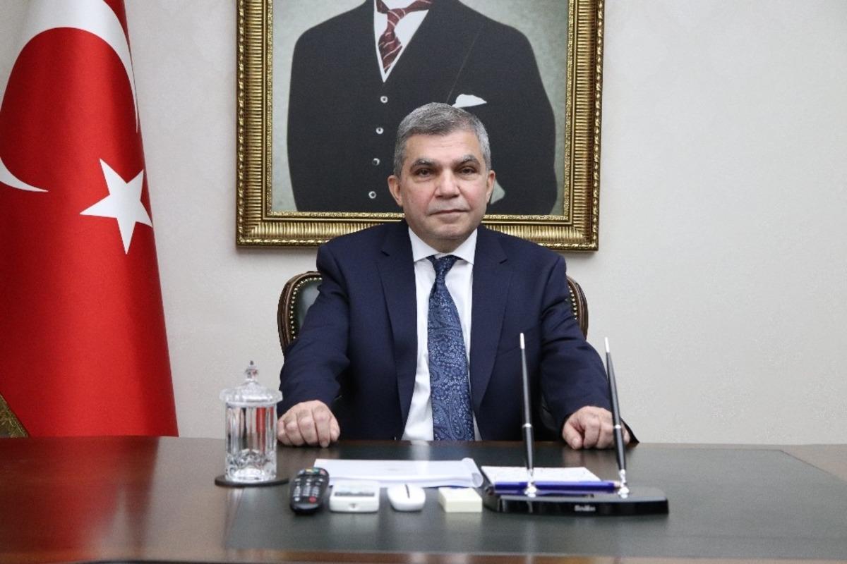 Karaman Valisi Işık g&ouml;revine başladı