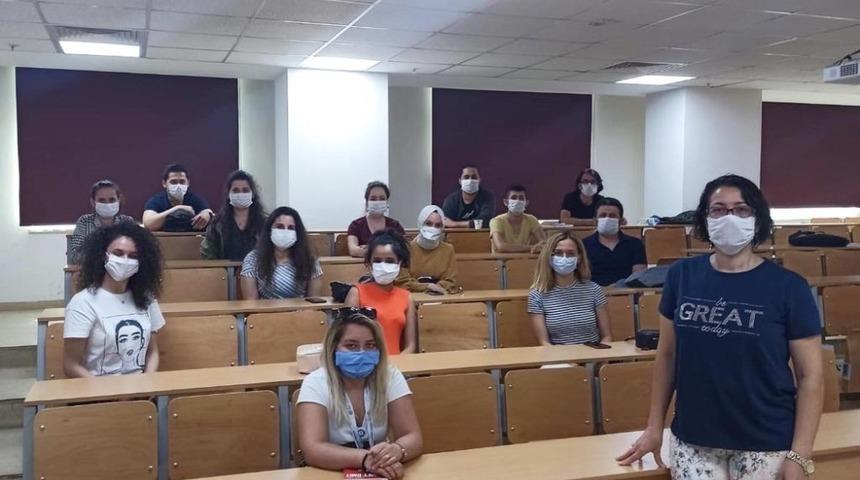 AD&Uuml;&rsquo;de hemşirelere oryantasyon eğitimi verildi