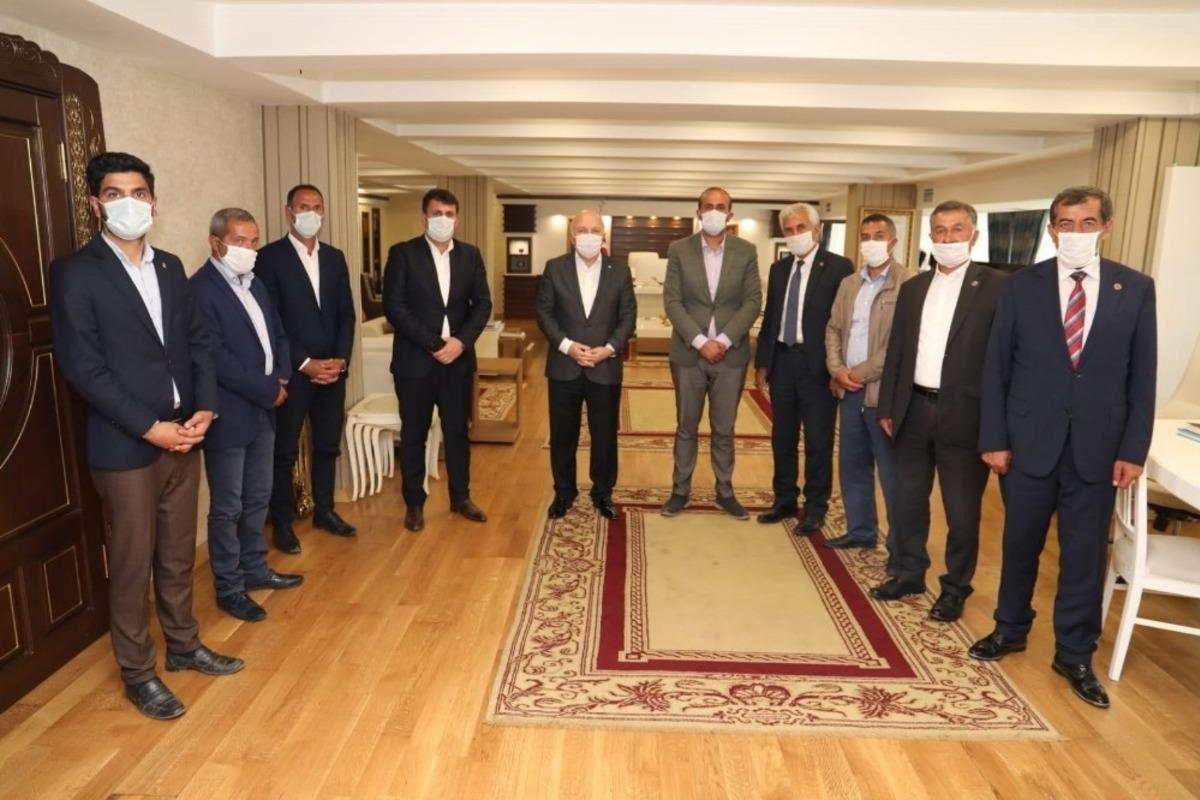 &Ccedil;at Belediyesi&rsquo;nde Sekmen g&uuml;ndemi