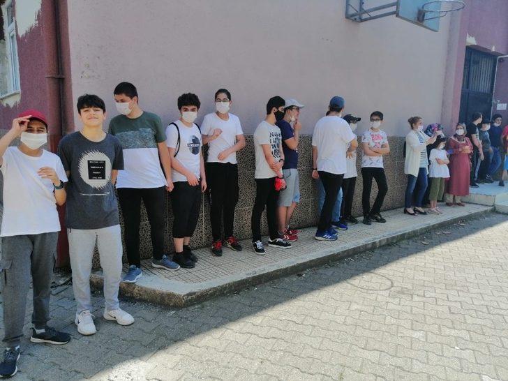 LGS öncesi deneme kitapçıkları yakıldı G3