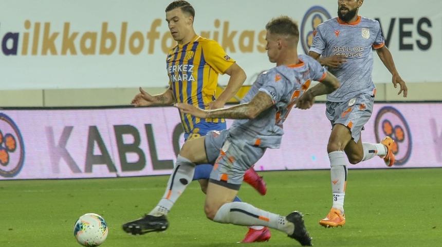 ÖZET | MKE Ankaragücü - Medipol Başakşehir: 1-2