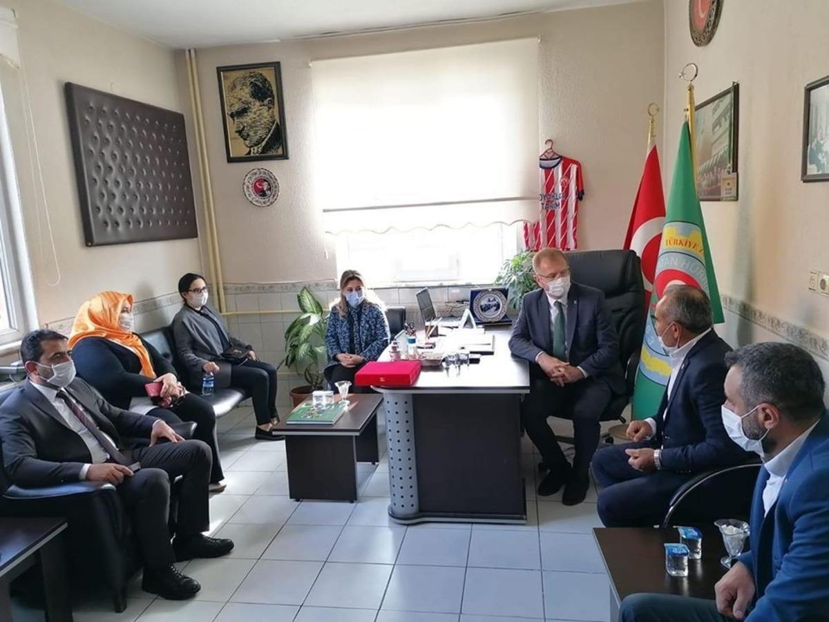 Başkan Ceyhun: &rsquo;Mağdur olan &ccedil;ift&ccedil;ilerimizin durumunu yakından takip ediyoruz"