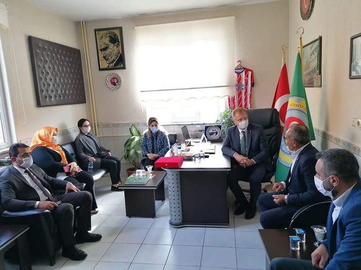 Başkan Ceyhun: ’Mağdur olan çiftçilerimizin durumunu yakından takip ediyoruz" G1