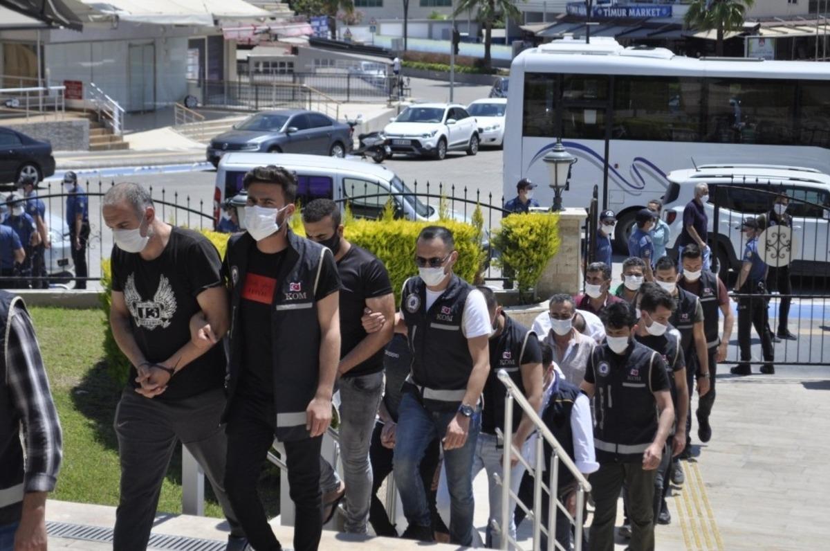 Tefeci ve kumar &ccedil;etesi &uuml;yelerine tutuklama