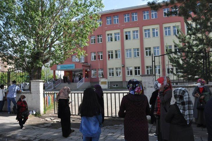 Kars’ta LGS sınavı başladı G5