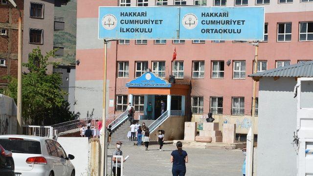 Hakkari’de 7 bin 776 öğrenci LGS’ye girdi