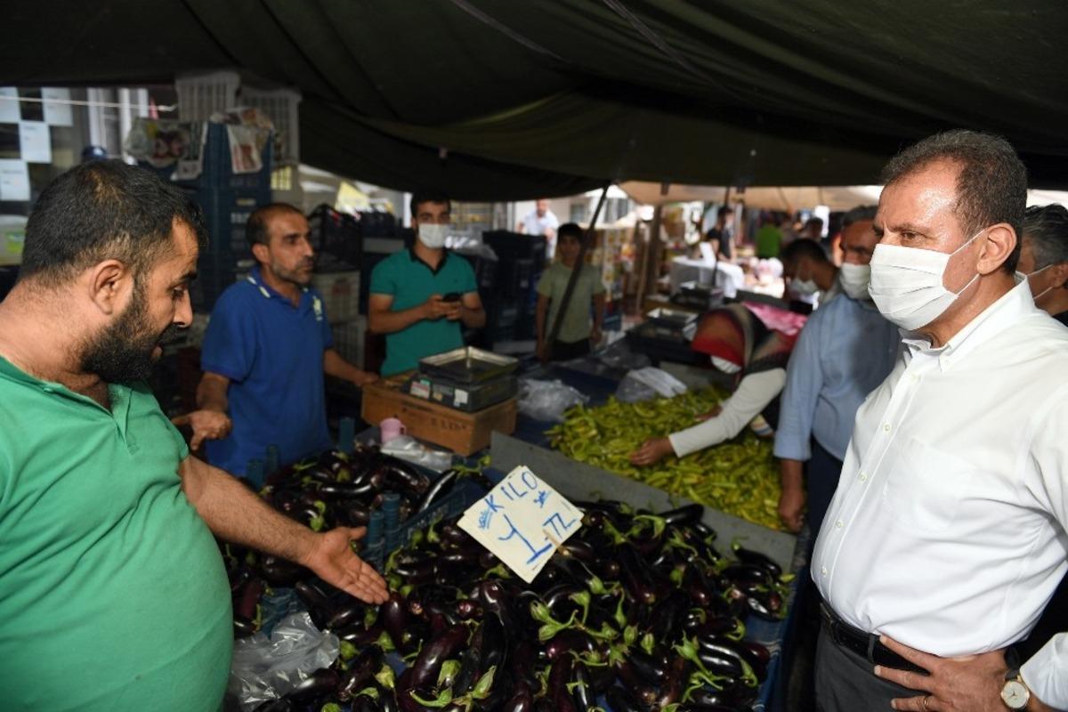 Başkan Se&ccedil;er, pazarcı esnafıyla bir araya geldi