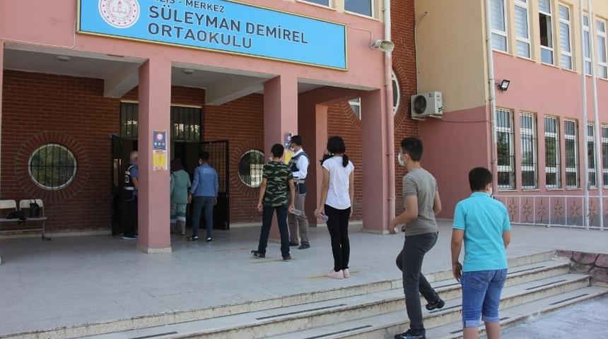 Kilis&rsquo;te 4 bin 161 &ouml;ğrenci LGS sınavına girdi