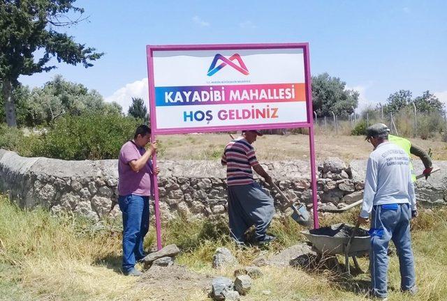 Büyükşehir Belediyesi’nden mahalle girişlerine yeni tabela