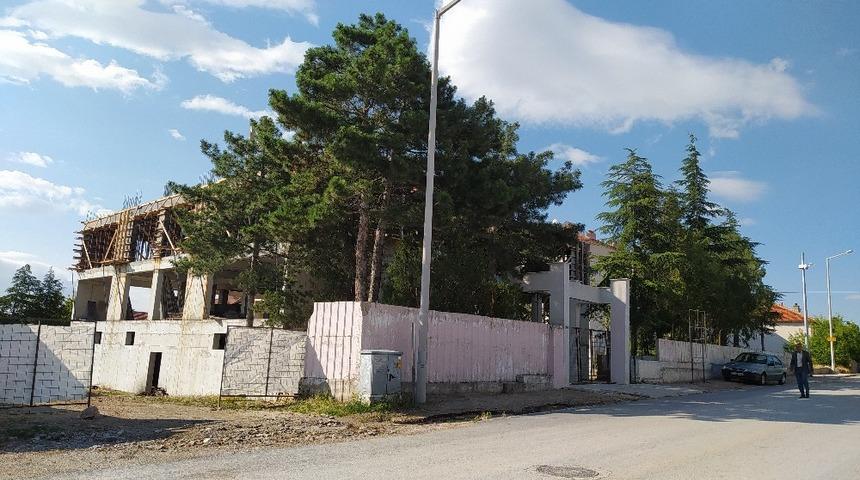 Yunak&rsquo;da yarım kalan yatırımlara devam ediliyor